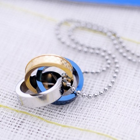 Fashion Gifts For your Friend Titanium interlocking circle Pendant necklace
