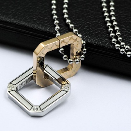 2010 New style fashion gift Titanium necklace pendant
