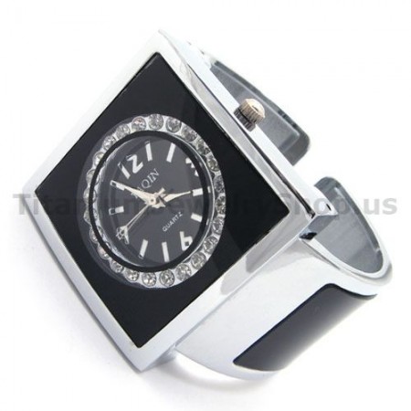 Black Quality Goods Bracelet Watches 17360