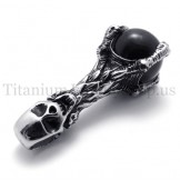 skull holding a black gem pure titanium pendant 20081
