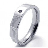 Fashionable Patterns Color Brilliancy Durable in Use Titanium Ring