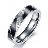 High Quality Titanium Ring For Lovers With Diamond