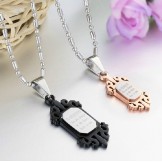 High Quality Classic Medal Titanium Necklace For Lovers 