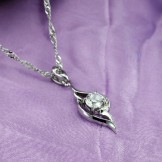 High Quality Female Feather Shape Platinum Plating Titanium Necklace  