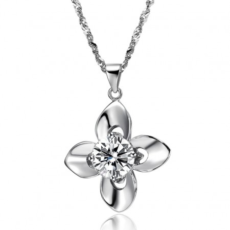 World-wide Renown Female Platinum Plating Titanium Necklace With Diamond