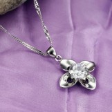 World-wide Renown Female Platinum Plating Titanium Necklace With Diamond
