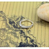 High Quality Female Platinum Plating Titanium Ring With Rhinestone