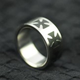 Men's titanium ring