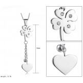 Quality and Quantity Assured Female Clover Shape Titanium Necklace 