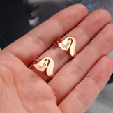 Selling Well all over the World Female Fox Shape Titanium Earrings 