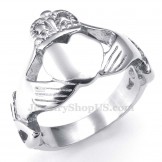 Hands Hugs Up Heart Titanium Ring