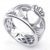 Hands Hugs Up Heart Titanium Ring